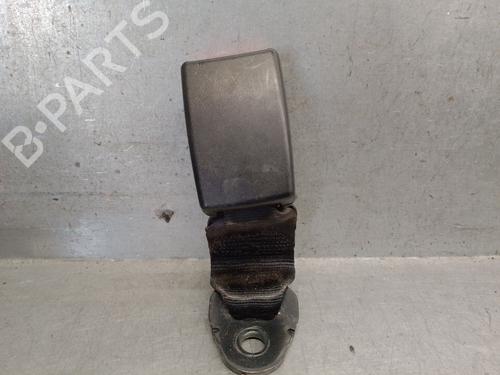 Used Seat buckle SKODA YETI (5L) 2.0 TDI (140 hp) 31850945