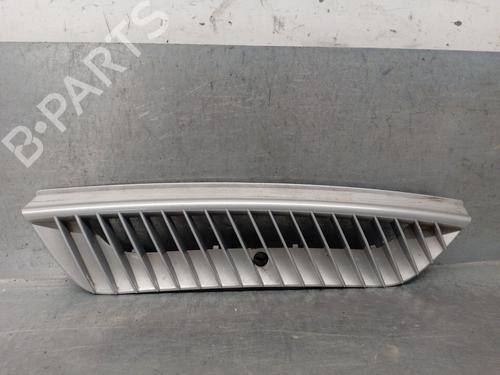 Used Grille Grille 36883079 36883079