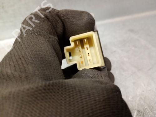 Right front window switch CHRYSLER VOYAGER IV (RG, RS) 2.8 CRD | BP27199457I26 