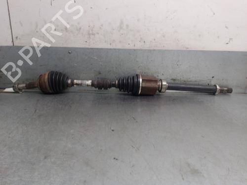 Used Right front driveshaft Right front driveshaft RENAULT KADJAR (HA_, HL_) 1.2 TCe 130 (HLMR) (130 hp) 40515778 40515778