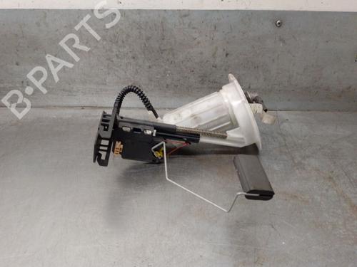 Used Fuel pump BMW 5 Touring (E61) 525 i (218 hp) 31147837