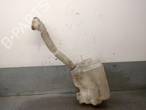 Used Windscreen washer tank Windscreen washer tank 39266265 39266265