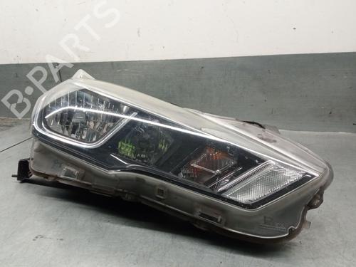 Right headlight NISSAN MICRA V (K14) 0.9 IG-T | BP30287732C29