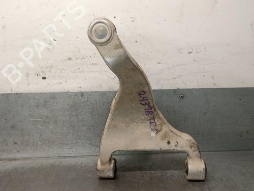 Højre bagtil bærearm NISSAN MURANO I (Z50) 3.5 4x4 (245 hp) 32137365