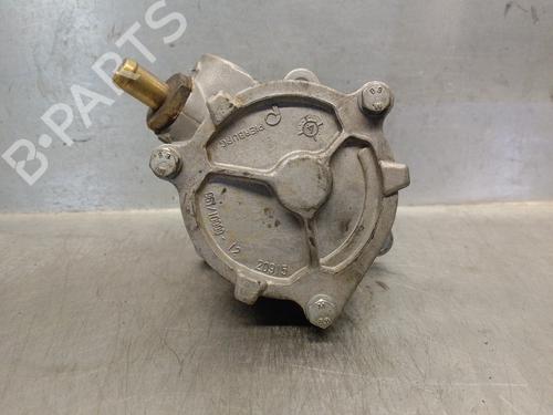 Used Vacuum pump FIAT STILO (192_) 1.9 D Multijet (100 hp) 16871075