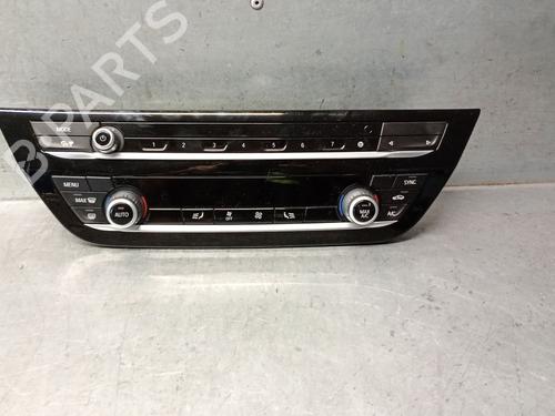 Used Climate control BMW X3 (G01, F97, G08) xDrive 20 d Mild-Hybrid (190 hp) 28135149