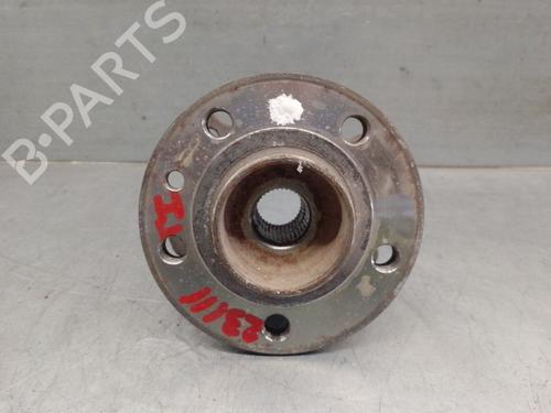 Used Left rear steering knuckle VOLVO XC70 II (136) D4 AWD (181 hp) 27865397