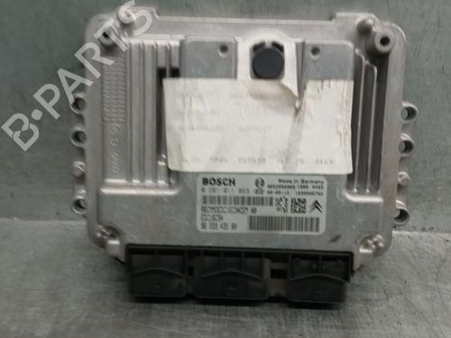 Used Engine control unit (ECU) PEUGEOT 307 (3A/C) [2000-2012]  28005107