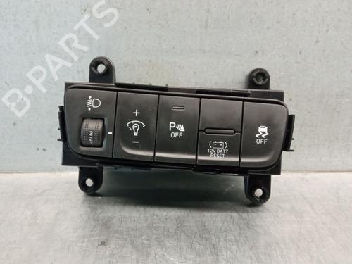 Used Switch HYUNDAI KONA (OS, OSE, OSI) 1.6 GDi Hybrid (105 hp) 29148811