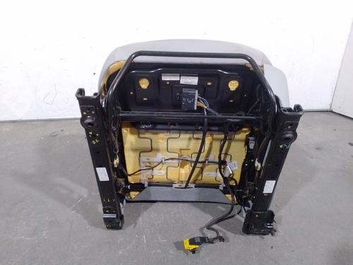 Left front seat PEUGEOT 3008 I MPV (0U_) 1.6 HDi | BP29921156C15