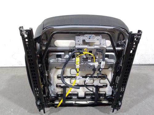 Right front seat KIA STONIC (YB) 1.0 T-GDi Eco-Dynamics+ | BP38062362C16 - Image 9