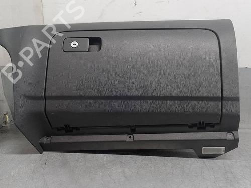 Used Glove box VW GOLF VI (5K1) 2.0 TDI (170 hp) 17001347
