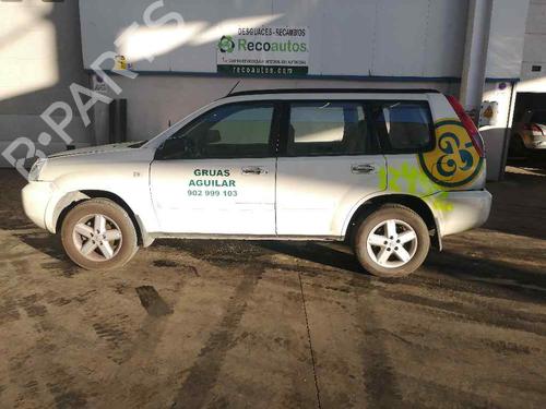 Fuse box NISSAN X-TRAIL I (T30) 2.2 dCi | BP6874435E1 