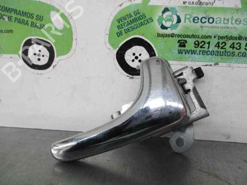 Used Rear right interior door handle VOLVO S40 I (644) 1.9 DI (95 hp) 3216113