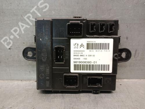 Used Electronic module PEUGEOT 3008 II SUV (MC_, MR_, MJ_, M4_) 1.2 THP/ PureTech 130 (MRHNSM, MRHNSU, MRHNSJ, MRHNYW,... (131 hp) 31886373