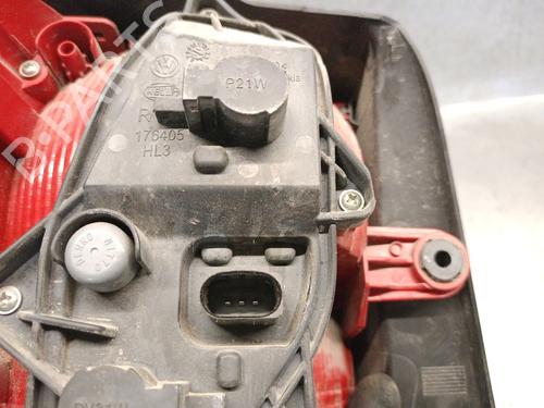 Right taillight VW TOURAN (1T3) 1.6 TDI | BP28104286C35