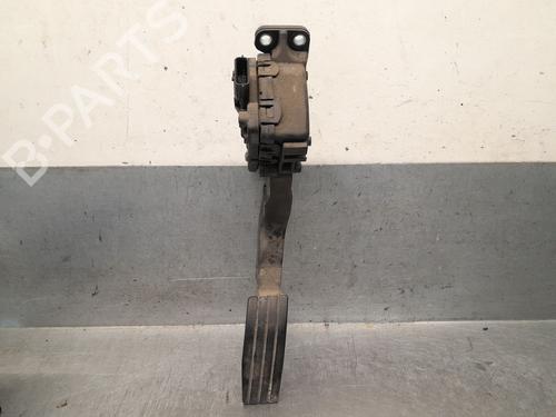 Pedal Pedal RENAULT TWINGO II (CN0_) 1.5 dCi (CN0E) (64 hp) 37442528 37442528