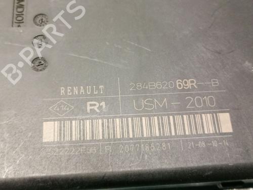 Fuse box RENAULT MEGANE III Hatchback (BZ0/1_, B3_) 1.2 TCe (BZ2B, BZ11) | BP27282812E1 