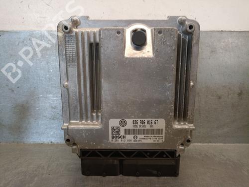 Used Engine control unit (ECU) Engine control unit (ECU) SKODA SUPERB I (3U4) 2.0 TDI (140 hp) 34186997 34186997
