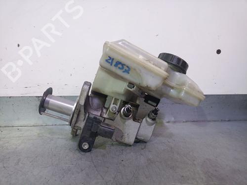 Used Brake master cylinder VW TOURAN (5T1) 2.0 TDI (150 hp) 23073109