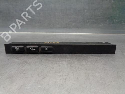 Used Switch BMW X3 (E83) 2.0 d (150 hp) 8675151