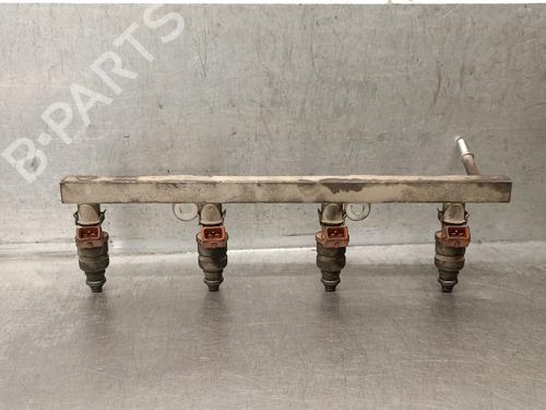 Used Injection rail Injection rail CHEVROLET NUBIRA Saloon 1.6 (109 hp) 40038773 40038773