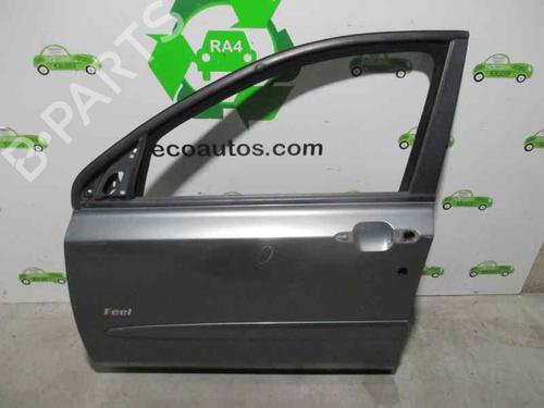 Used Left front door FIAT STILO (192_) 1.9 JTD (192_XE1A) (115 hp) 2317078