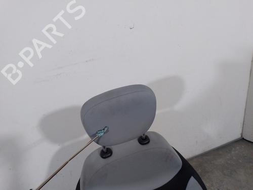 Right front seat FIAT 500L (351_, 352_) 1.3 D Multijet (199LXY1A, 199LXY11) | BP31940996C16