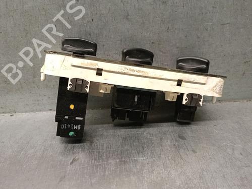 AC-Styringsenhed/Manøvreenhed FORD MONDEO I Turnier (BNP) 2.0 i 16V | BP30485830I5