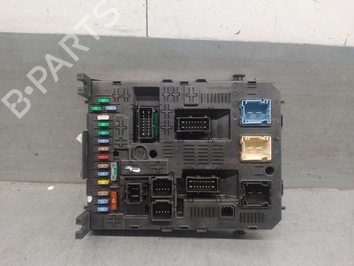 Used Fuse box CITROËN C5 III (RD_) 2.0 HDi (RDRHD8, RDRHDJ, RDRHR8, RDRHRJ) (136 hp) 27505813