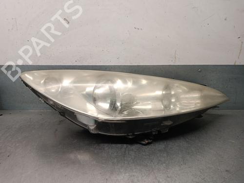 Used Right headlight PEUGEOT 308 I (4A_, 4C_) 2.0 HDi (136 hp) 31044654