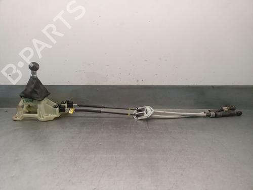 Used Gear lever KIA RIO IV (YB, SC, FB) 1.2 CVVT (84 hp) 29488906