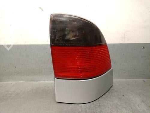 Used Right taillight SAAB 9-5 Estate (YS3E) 2.3 t (170 hp) 31990743