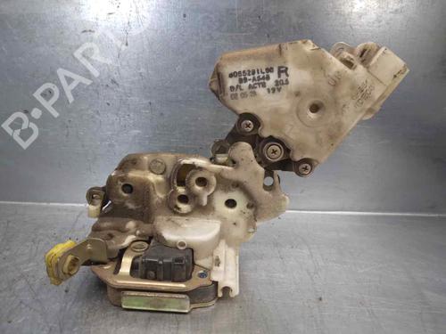 Used Front right lock NISSAN TERRANO II (R20) 2.7 TDi 4WD (125 hp) 9667639