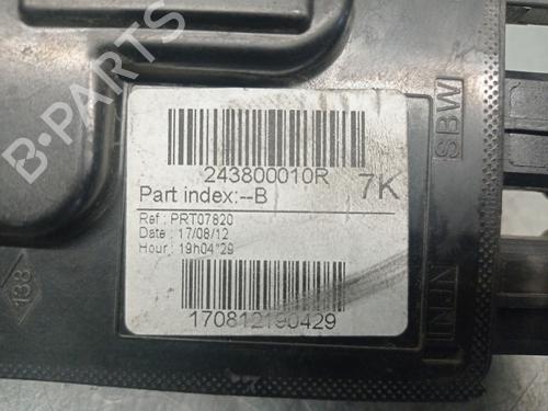 Fuse box RENAULT MEGANE III Hatchback (BZ0/1_, B3_) 1.6 16V (BZ1B, BZ1H) | BP26736385E1 