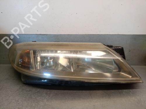 Used Right headlight Right headlight RENAULT LAGUNA II (BG0/1_) 3.0 V6 24V (BG01, BG02, BG0D, BG0Y) (207 hp) 35932298 35932298