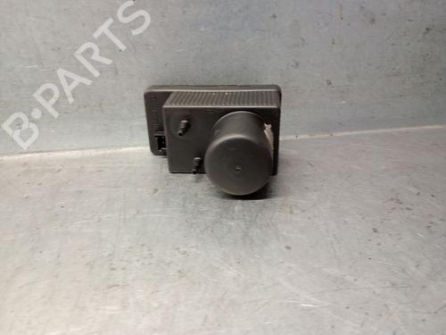 Comfort control module MERCEDES-BENZ C-CLASS (W203) C 270 CDI (203.016) | BP27469245M56 