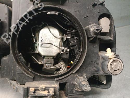 Right headlight VOLVO XC90 I (275) D5 AWD | BP32367267C29