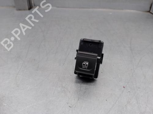 Used Right rear window switch RENAULT CAPTUR II (HF_) [2020-2025]  15831559