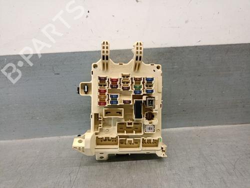 Fuse box TOYOTA COROLLA Compact (_E11_) 1.4 (ZZE111_, ZZE111R) 8261215993