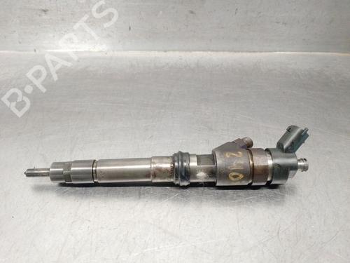 Used Injector Injector IVECO DAILY III Platform/Chassis 35 C 12 , 35 S 12 (AEKA14A1, AEKA14AA, AEKA64A1,... (116 hp) 33435025 33435025