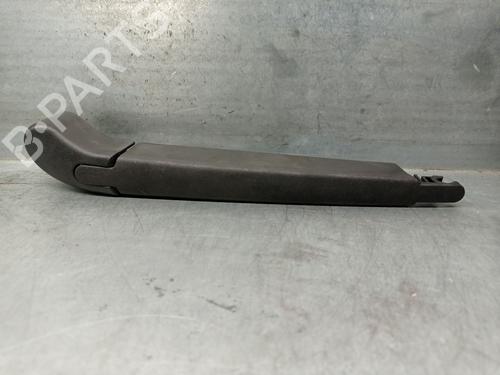 Used Rear windshield wiper arm HYUNDAI i30 (GD) 1.4 CRDi (90 hp) 23205293
