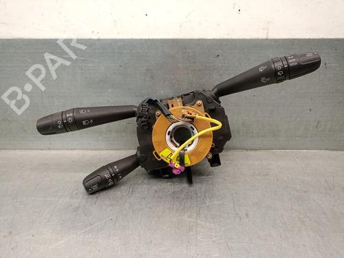 Used Headlight switch FIAT 500L (351_, 352_) 1.3 D Multijet (199LXY1A, 199LXY11) (84 hp) 31924741