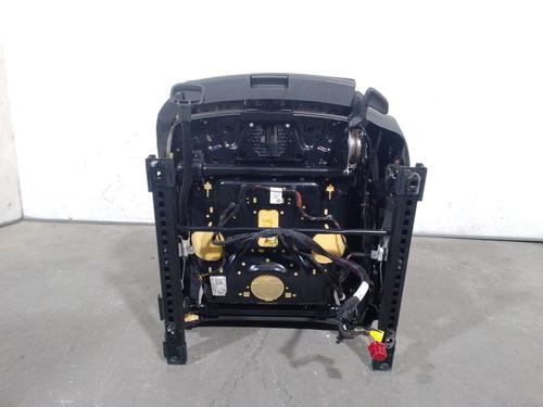 Left front seat VW PASSAT B8 Variant (3G5, CB5) 2.0 TDI | BP31882744C15