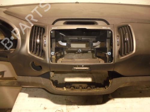 Dashboard KIA SPORTAGE III (SL) 2.0 CRDi | BP10544071C46 