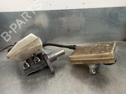 Used Brake master cylinder CITROËN C4 Grand Picasso I (UA_) 1.6 HDi (109 hp) 13397655