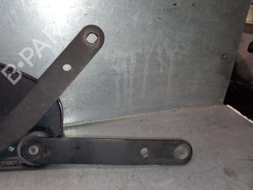 Front windshield wiper arm BMW 5 (E60) 525 d | BP30005968C143 