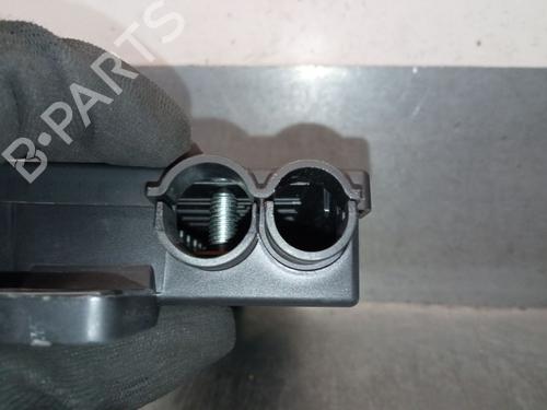 Fuse box JAGUAR F-PACE (X761) 2.0 TD4 | BP30143452E1