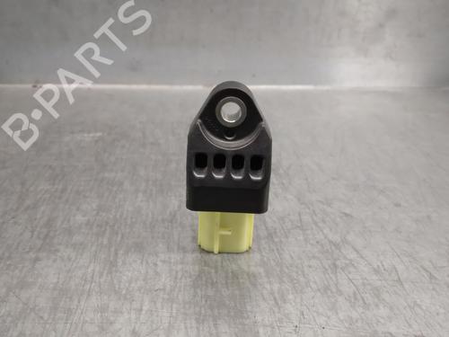 Used Electronic module TOYOTA YARIS (_P13_) 1.3 (NSP130_, NSP130) (99 hp) 16047015