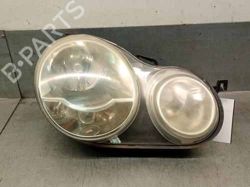 Højre forlygte VW POLO IV (9N_, 9A_) 1.4 16V (75 hp) 32282255